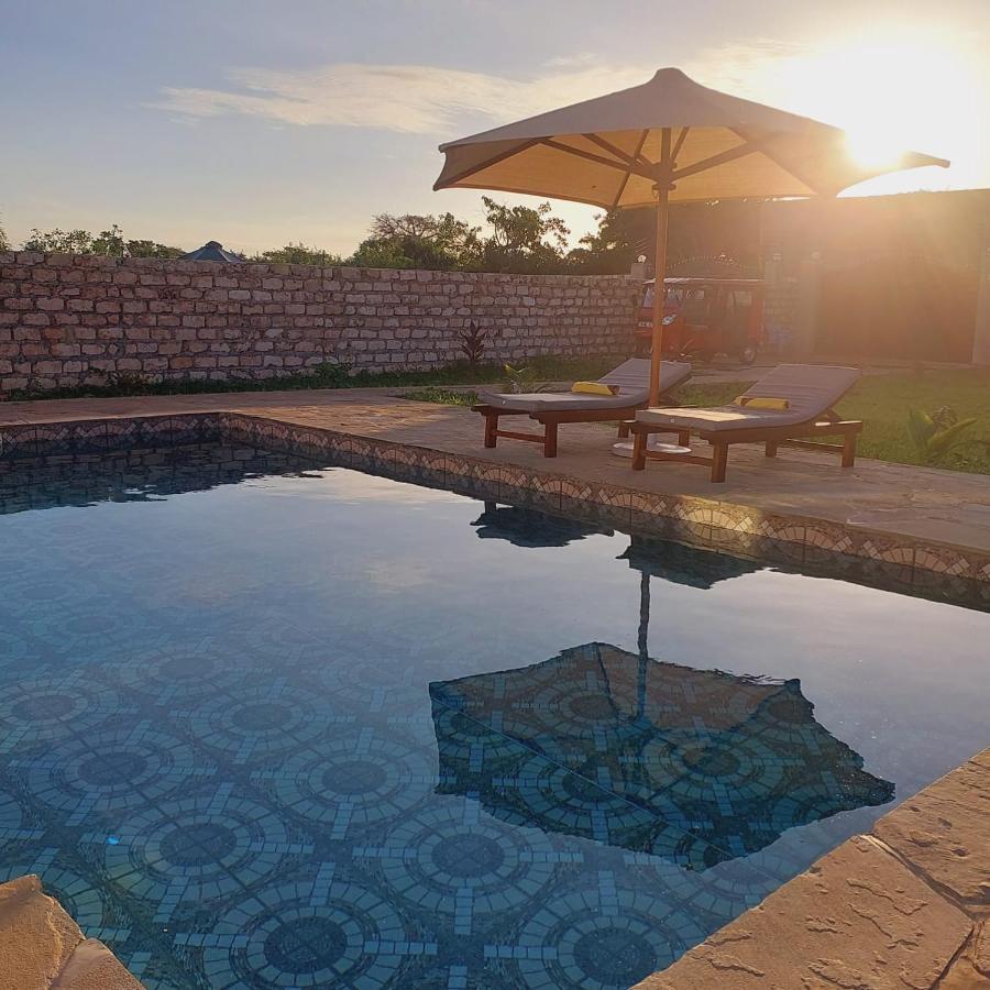4 U Luxury Bungalows Diani Diani Beach Exterior photo