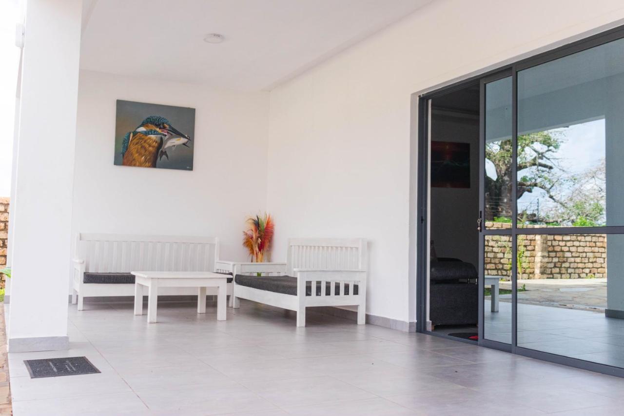4 U Luxury Bungalows Diani Diani Beach Exterior photo