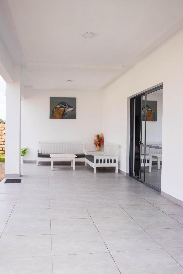 4 U Luxury Bungalows Diani Diani Beach Exterior photo