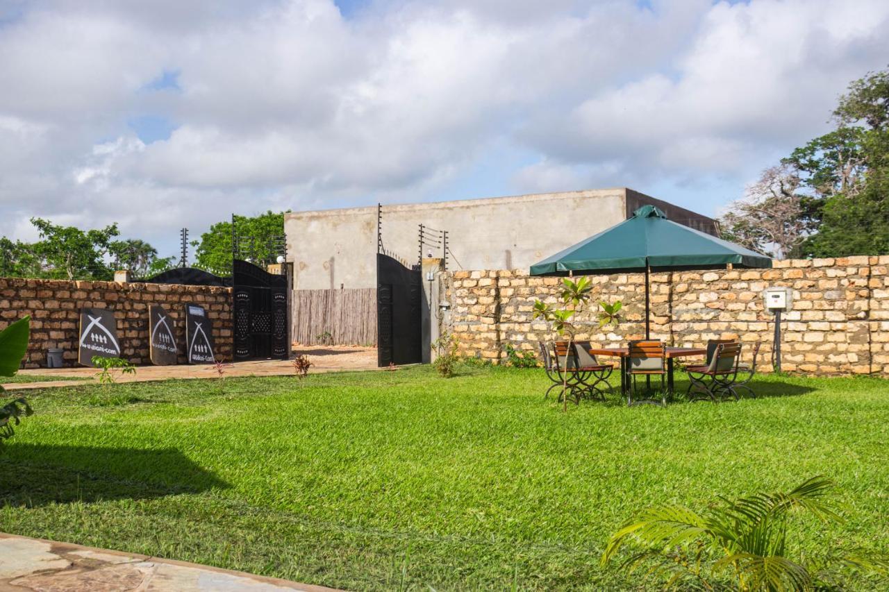 4 U Luxury Bungalows Diani Diani Beach Exterior photo