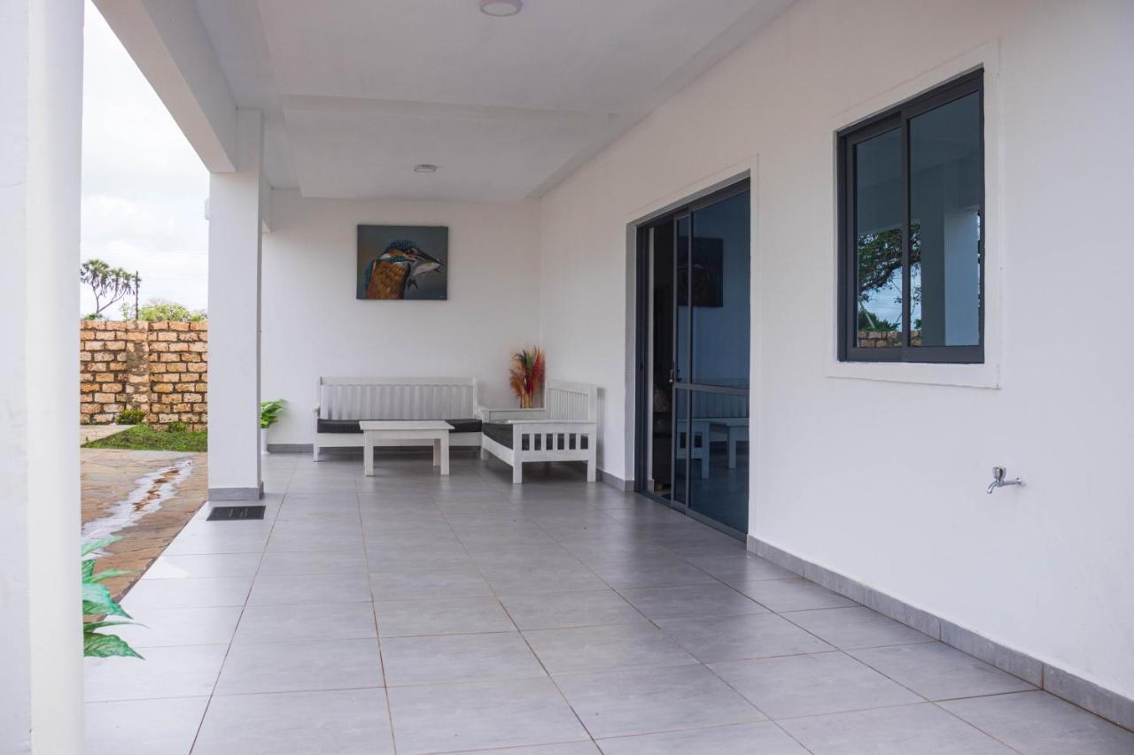 4 U Luxury Bungalows Diani Diani Beach Exterior photo