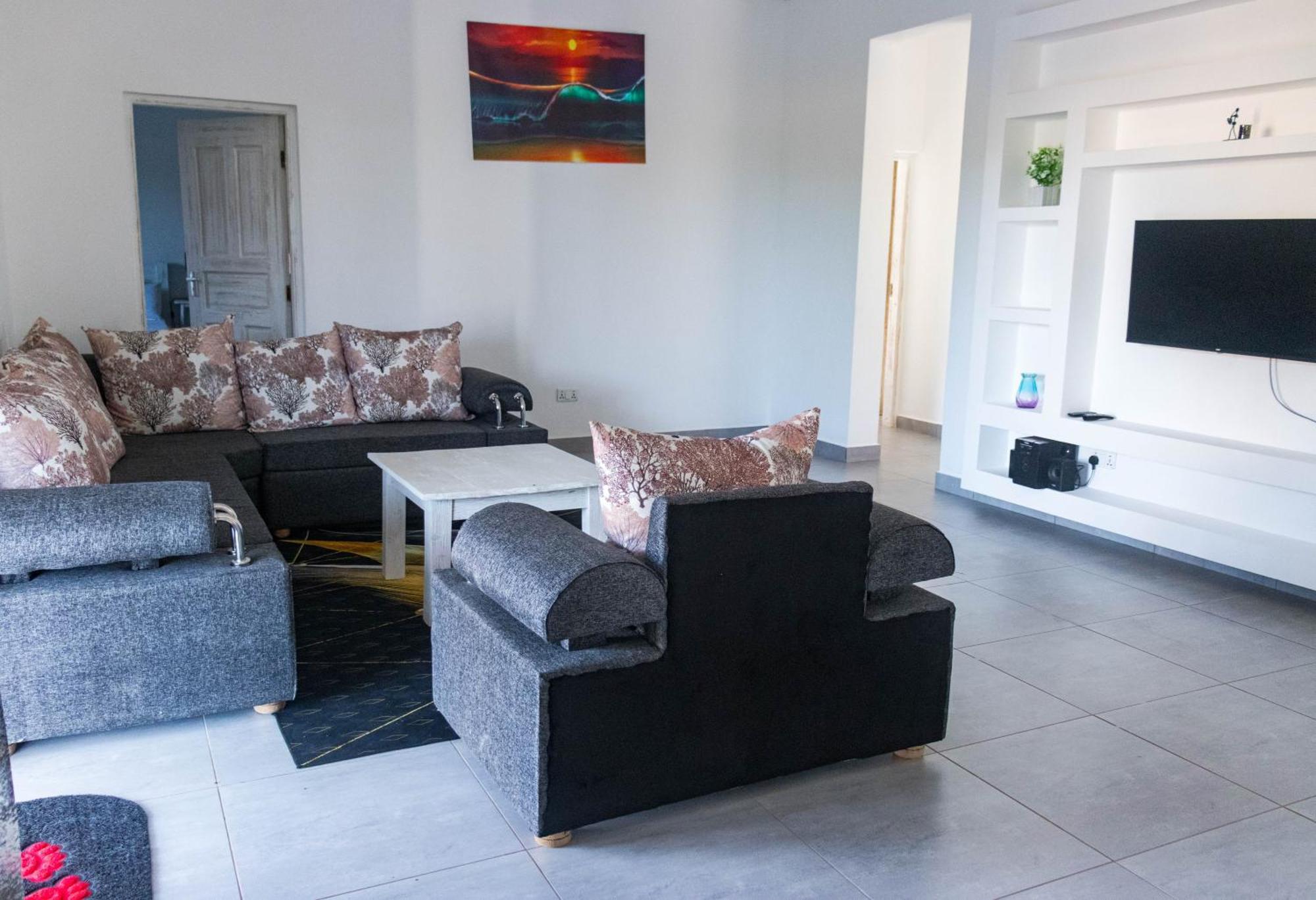 4 U Luxury Bungalows Diani Diani Beach Exterior photo