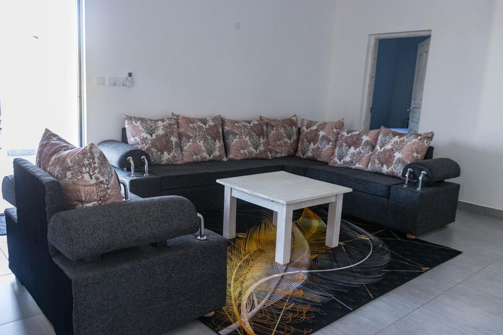 4 U Luxury Bungalows Diani Diani Beach Exterior photo